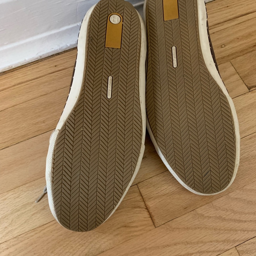 Kenneth Cole Brown Leather Sneakers - Picture 3 of 3